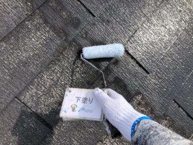 奈良生駒市N様邸　外壁塗装・屋根塗装・防水工事 屋根下塗り