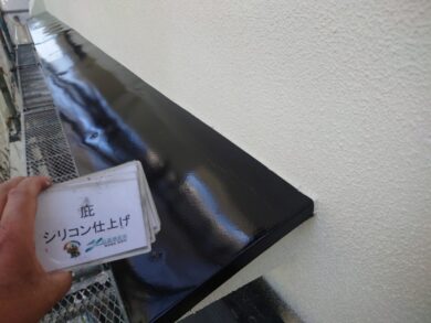 奈良天理市K様邸　外壁塗装・屋根塗装工事 庇シリコン仕上げ