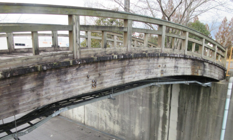 奈良五條市木製橋塗装 施工前の写真