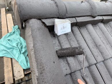 奈良天理市U様　外壁塗装・屋根塗装工事 屋根上塗り