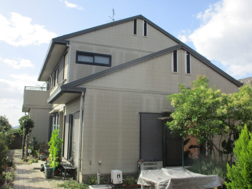 奈良県磯城郡田原本町N様邸　外壁塗装・屋根塗装・防水工事 施工前の写真