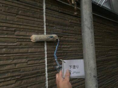 奈良橿原市H様邸　外壁塗装・屋根塗装工事 外壁下塗り